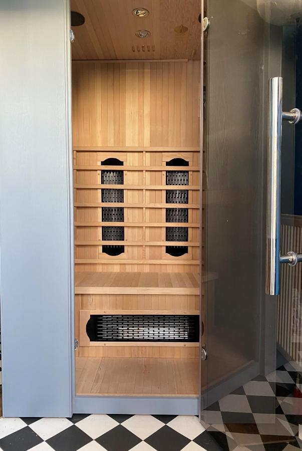 Sfeervol Boschalet 5 Persoons Met Sauna Voorthuizen Bagian luar foto